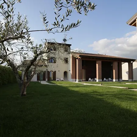 Agriturismo Casaquindici ソンマカンパーニャ
