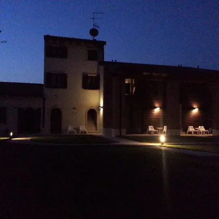 Gospodarstwo agroturystyczne Agriturismo Casaquindici Sommacampagna