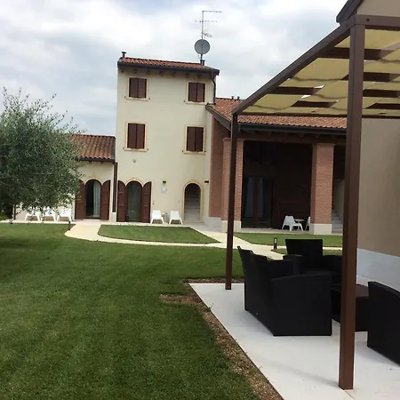 Agriturismo Casaquindici Bauernhof